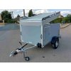 Brzděný skříňový přívěs s hliníkovým víkem AVZ 27 O 1300kg 2500x1480x1250mm se zadními dvoukřídlými dveřmi