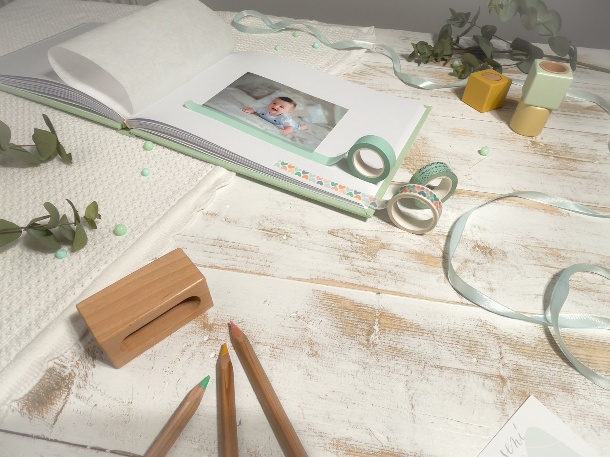 Kouzlo washi pásek: drobný detail, který promění celé album