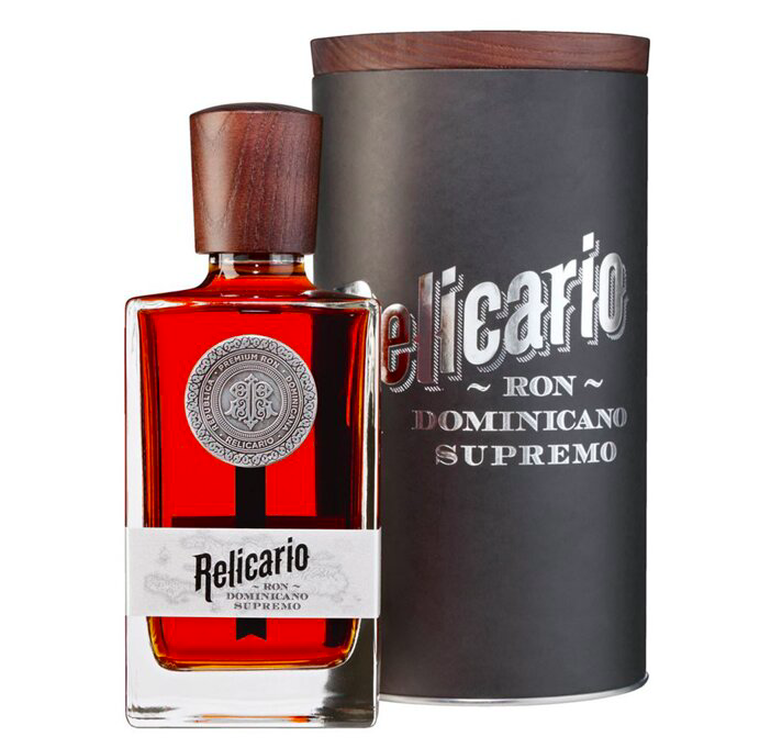 Relicario Dominicano Supremo 40% 0,7 l (dárkové balení se sklem)