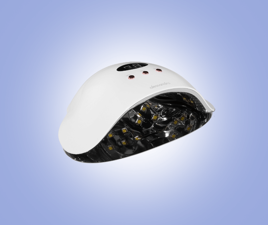 Jsou UV/LED lampy na nehty nebezpečné? Fakta, která bys měla znát.