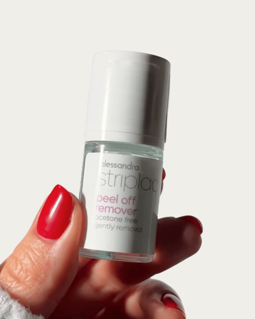 Peel Off Remover – odstranění Striplacu krok 1