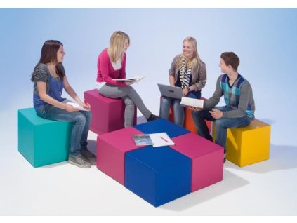 Taburet cuBe - sedák 45cm x V 30-45cm, barvy dle vzorníku (Rozměry kód 1004 sedák 45cm, výška taburetu 45 cm, cena 2.970,- Kč)