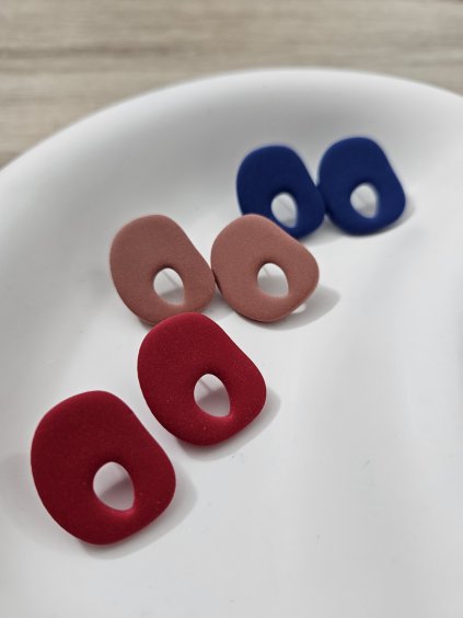 Náušnice z polymérovej hmoty Ares