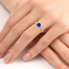 P 033 BDS prsten bile zlato diamant safir