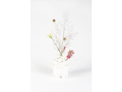 9925 10 vaza keramicka bassin m zuiver 28 cm bila