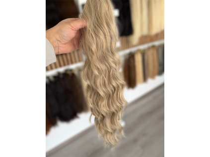 Cop vrkoč na štipci blond melir