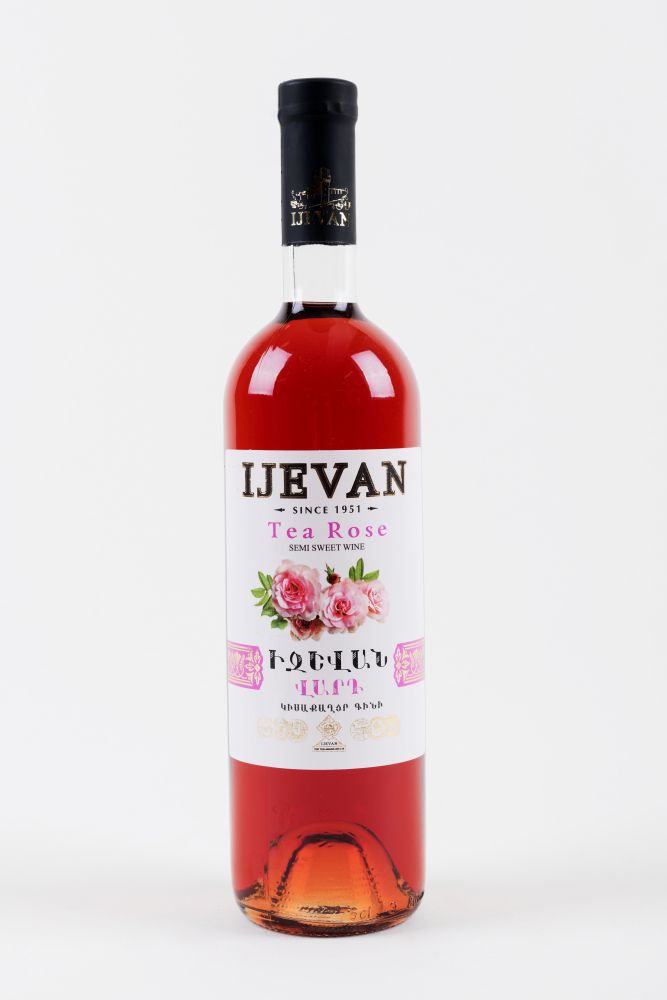 Ijevan Tea Rose 0,75l růžové polosladké víno (holá láhev)