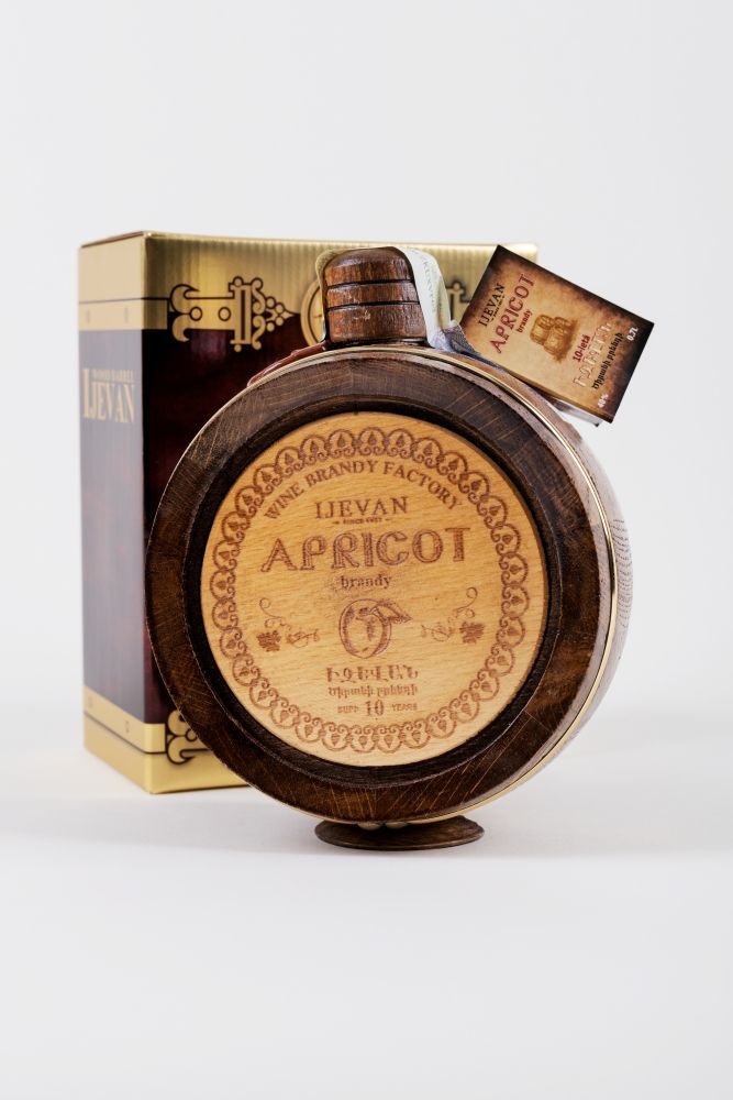 Ijevan Apricot Brandy 10y 0,75l 40% (dárkové balení dřevěný soudek)