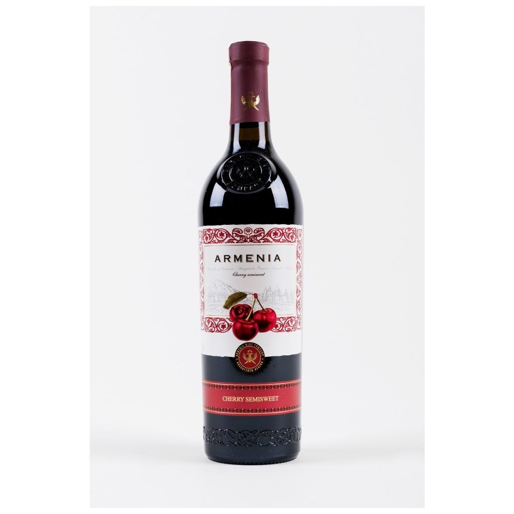 Armenia Cherry Semisweet - polosladké červené víno 0,75l 12% (holá láhev)