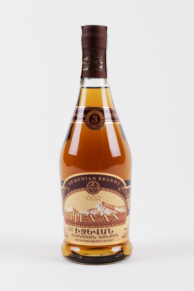 Ijevan Brandy 3y 0,5l 40% (holá láhev)