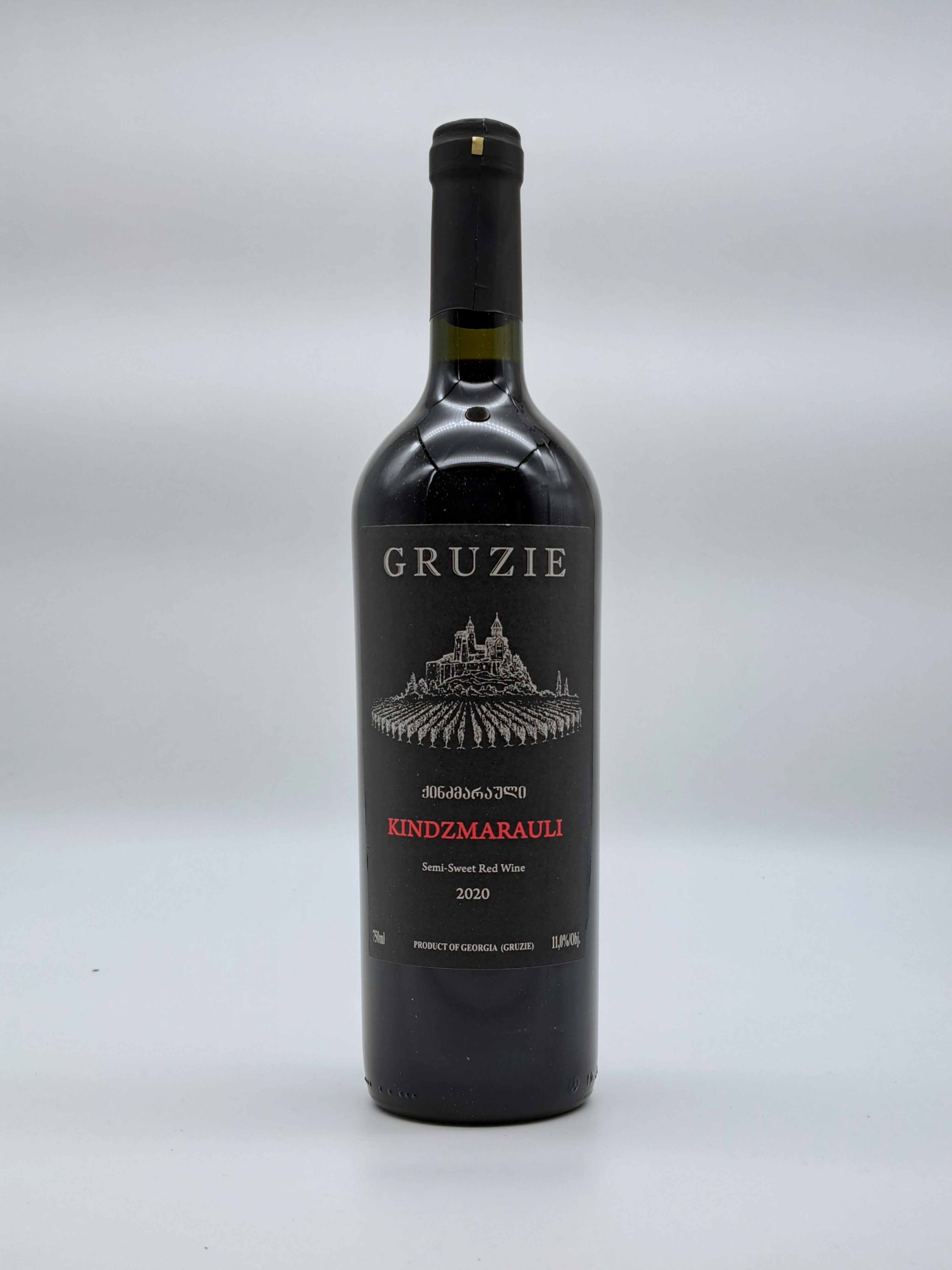 Gruzie Kindzmarauli Semi Sweet Red Wine 0,75l 11% (holá láhev)