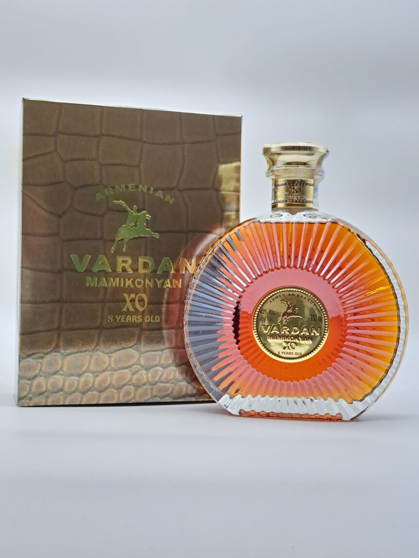 Proshyan Vardan Mamikonyan 8y 0,75l 40% (karton)