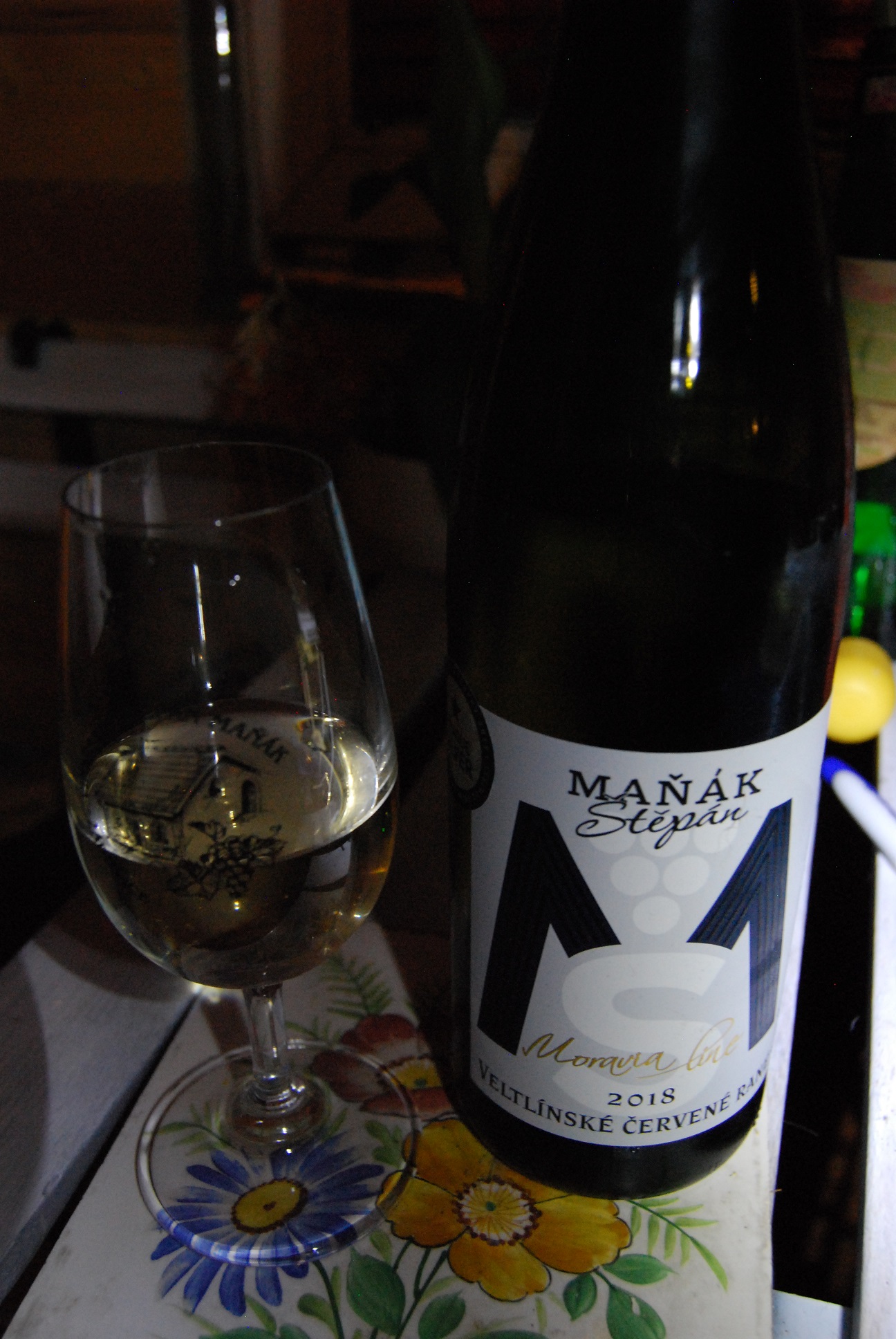 Mini recenze: Štěpán Maňak Veltlínské červené rané PS 2018 11%, Moravia line 