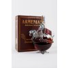 17.Brandy souvenir Yacht with gift box 05 l 40 alk.