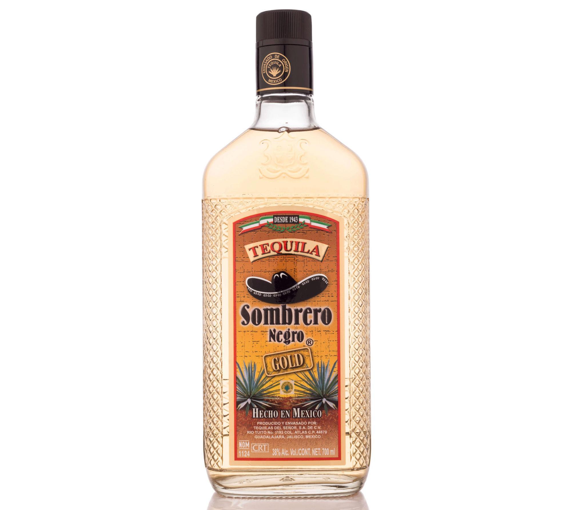 Sombrero Negro Gold 0,7l 38% (čistá fľaša)