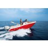 4049 11 action 21 dn prostorna a stylova lod pro maximalni komfort na vode