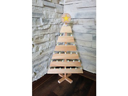 Dřevěný vánoční stromek