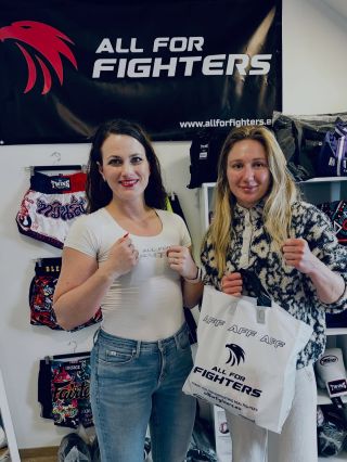 Prémiová kvalita pre tých najlepších. Dnes putovalo naše vybavenie k Lucke Szabovej, Šampiónke Oktagonu🔥🔥🔥 @luciaszabova_...