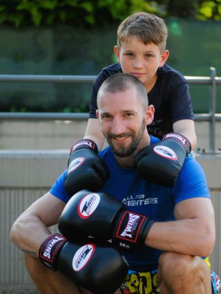 Everything for big and small fighters 🤩🤩🤩 Kids gloves, kids shinguards, kids Muay Thai shorts and T-shirts in stock Go to...