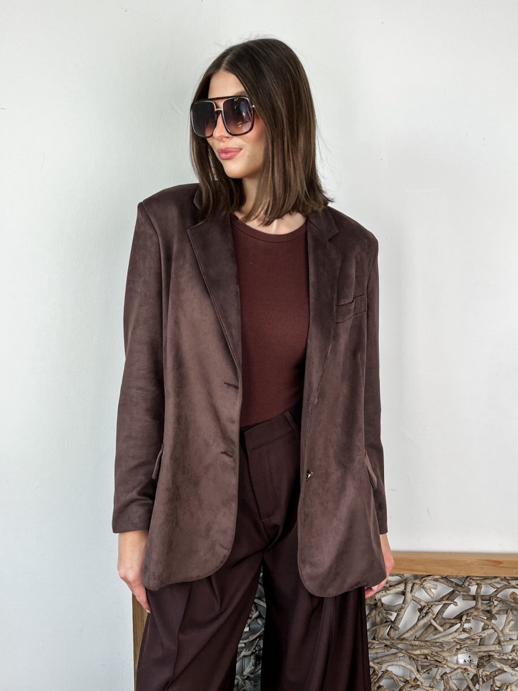 Hnedé velúrové sako