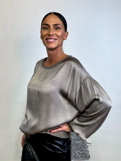 Sivá tunika