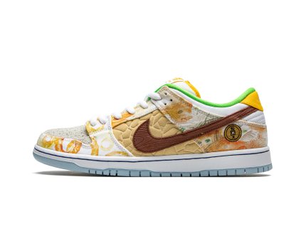 Nike SB Dunk Low Street Hawker (2021) 1