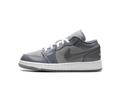 Jordan 1 Low SE Medium Grey Cool Grey White (GS) 1