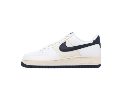 Nike Air Force 1 Low '07 (1)