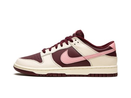 Nike Dunk Low Retro PRM Valentine's Day (2023) 1