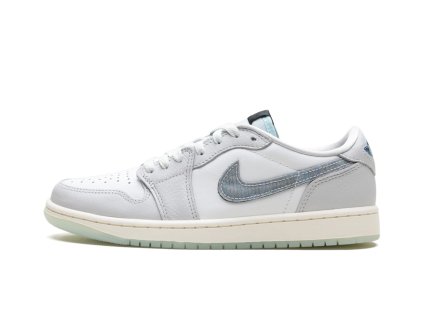 Jordan 1 Retro Low OG Year of the Snake (2025) 1