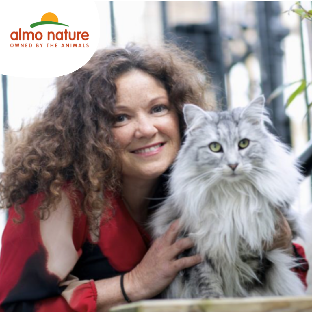 Čo o nás napísala behavioristka Anita Kesey - recenzia na podstielku Almo Nature CatLitter