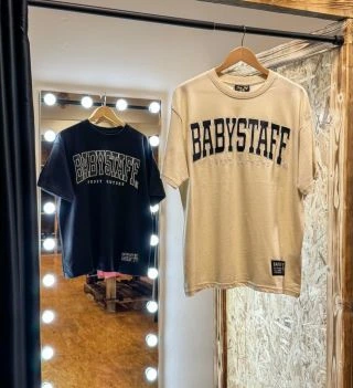 BABYSTAFF COLLEGE OVERSIZE 💝 ✅ OVERSIZE STŘIH PRO MAXIMÁLNÍ POHODLÍ A MODERNÍ LOOK ✅ LEHKÝ A PŘÍJEMNÝ MATERIÁL IDEÁLNÍ NA...