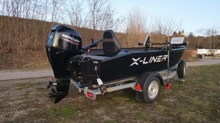 🚤 X-Liner 460 Tiller s Mercury F60 – kompletně vybavená rybářská loď Perfektní hliníková loď pro aktivní rybáře, která je...