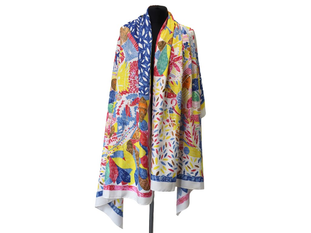 Šála - s barevným abstraktním vzorem - fixy