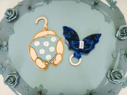 MunchieBat rágóka Skulls&Roses