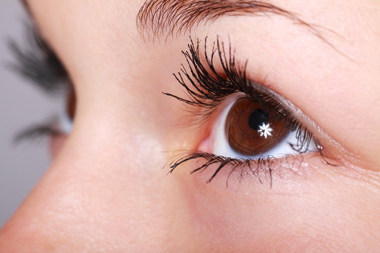 8 trikov na zlepšenie ostrosti zraku bez okuliarov či operácie
