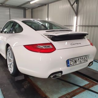 HÓFEHÉRKE Porsche 911 és Alti Giri MONO Fehér DISZKRÉT | SPORTOS | ELEGÁNS | PRÉMIUM rendszámtábla tartó...