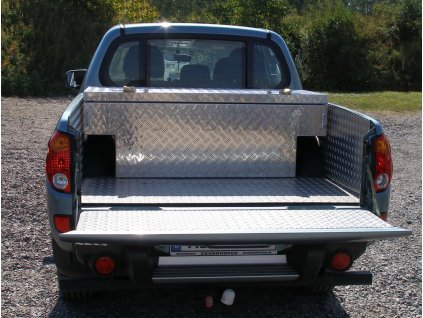 Pickup Box Model Mitsubishi L200