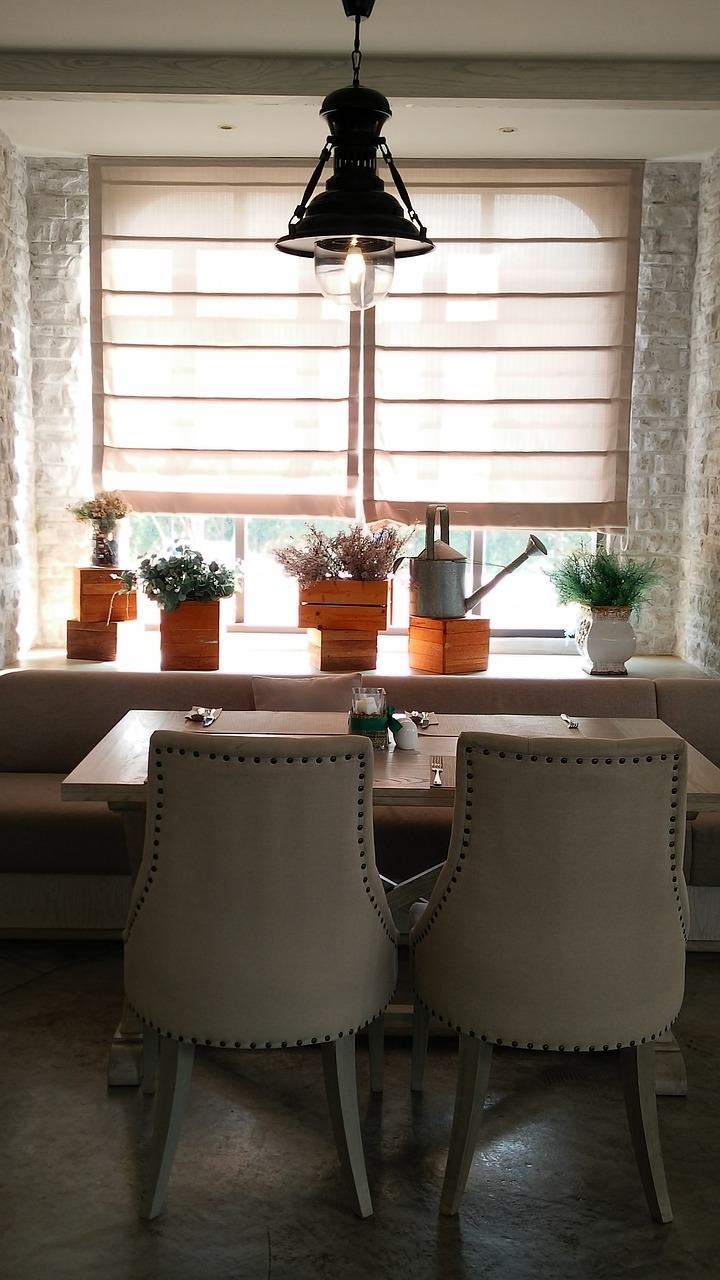 restaurant-2351563_1280