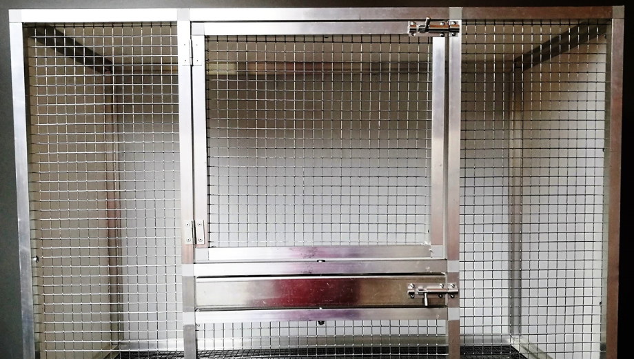 Klece z hliníkových profilů si snadno sestavíte doma