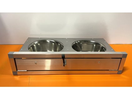 1978 zasuvny krmny pult nerez kpz07