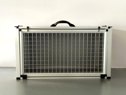 Přepravní box s vyklápěcí přední stěnou