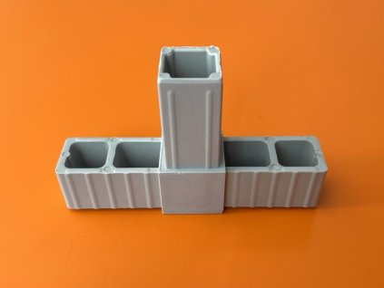 Plastová spojka 204