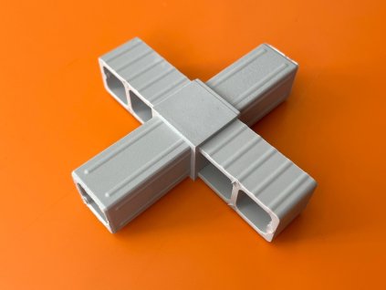 Plastová spojka 205