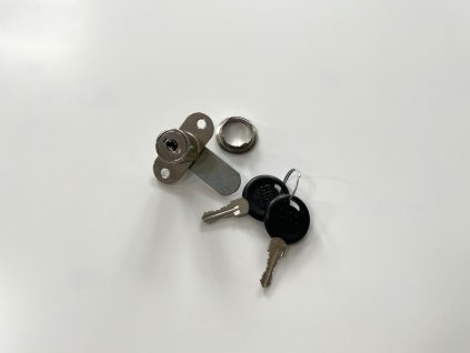 Zámek kovový