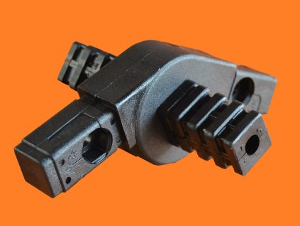 3577 plastova spojka 2512