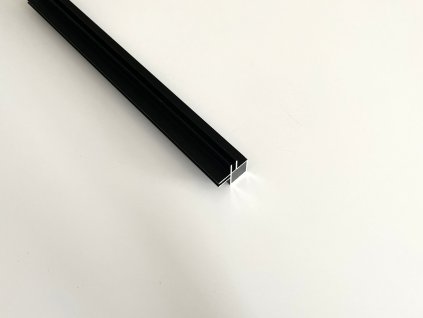 Hliníkový profil (HJ15V6 černý elox.) (Délka 2m)