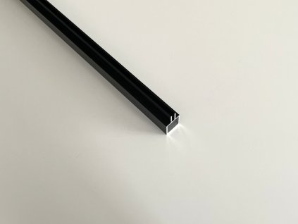 Hliníkový profil (HJ15V7 černý elox.) (Délka 2m)