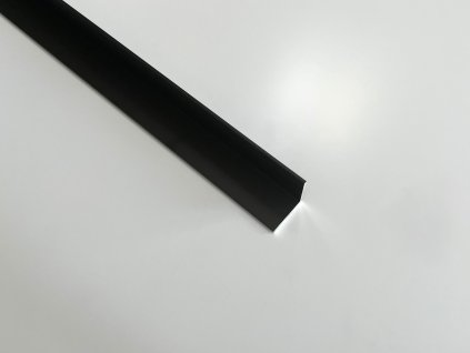 5236 1 hlinikovy profil l hl25 cerny elox