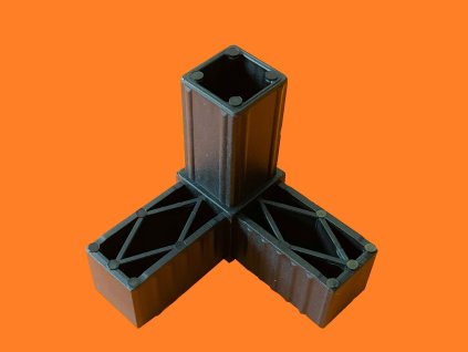 772 plastova spojka 303c